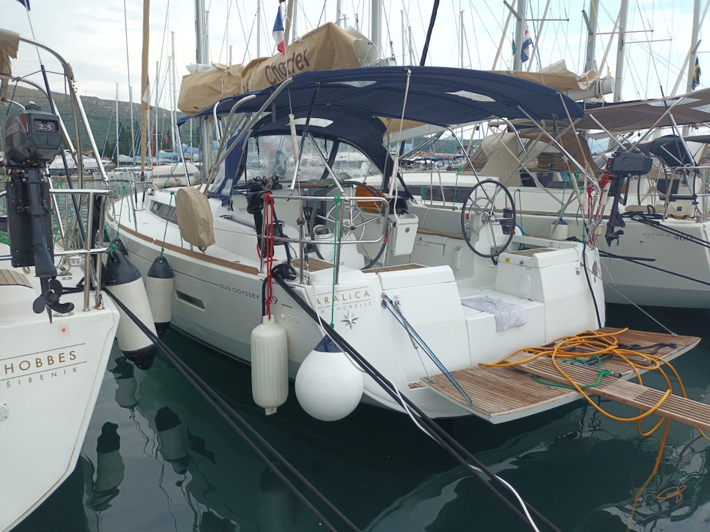 Sprzedaż jachtu Sun Odyssey 449 - Chorwacja